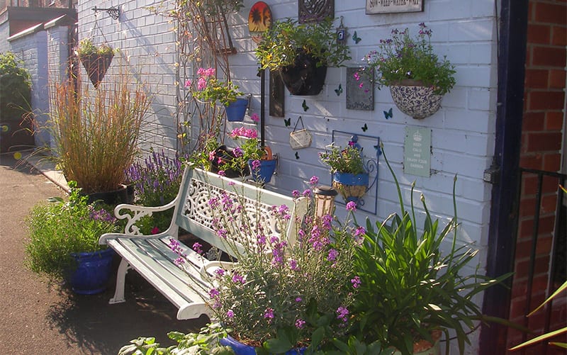 annie street best front gardens in Britain UK Cultivation Street