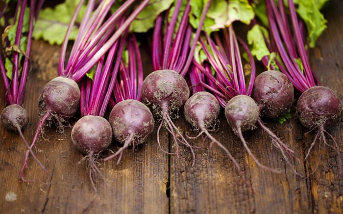 how to grow beetroot-veg-harvest