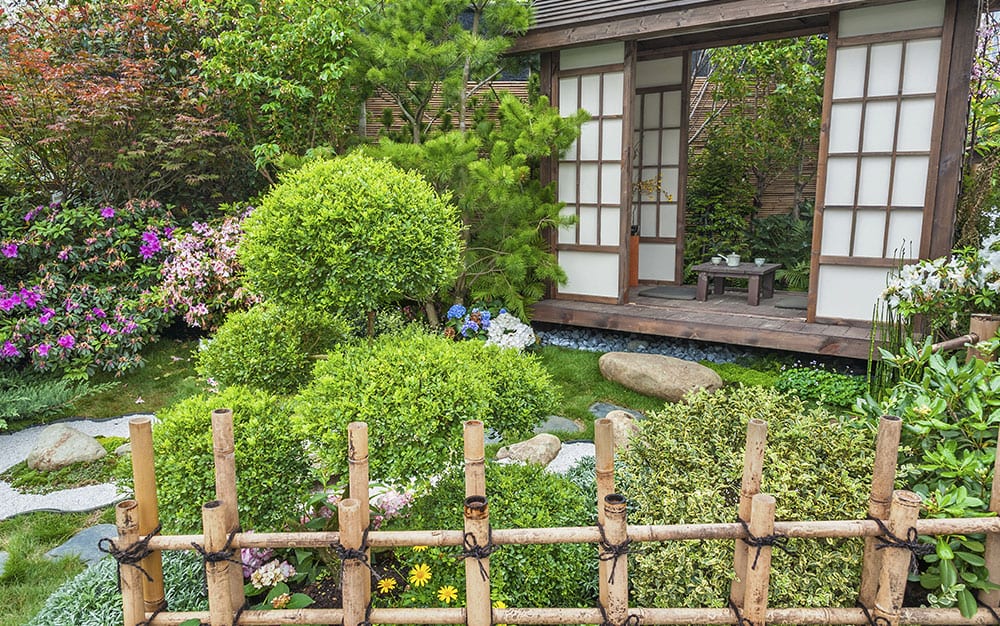 red-archway japanese garden